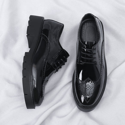 Casual Leather Shoes Men's British Style Carving Brogue
