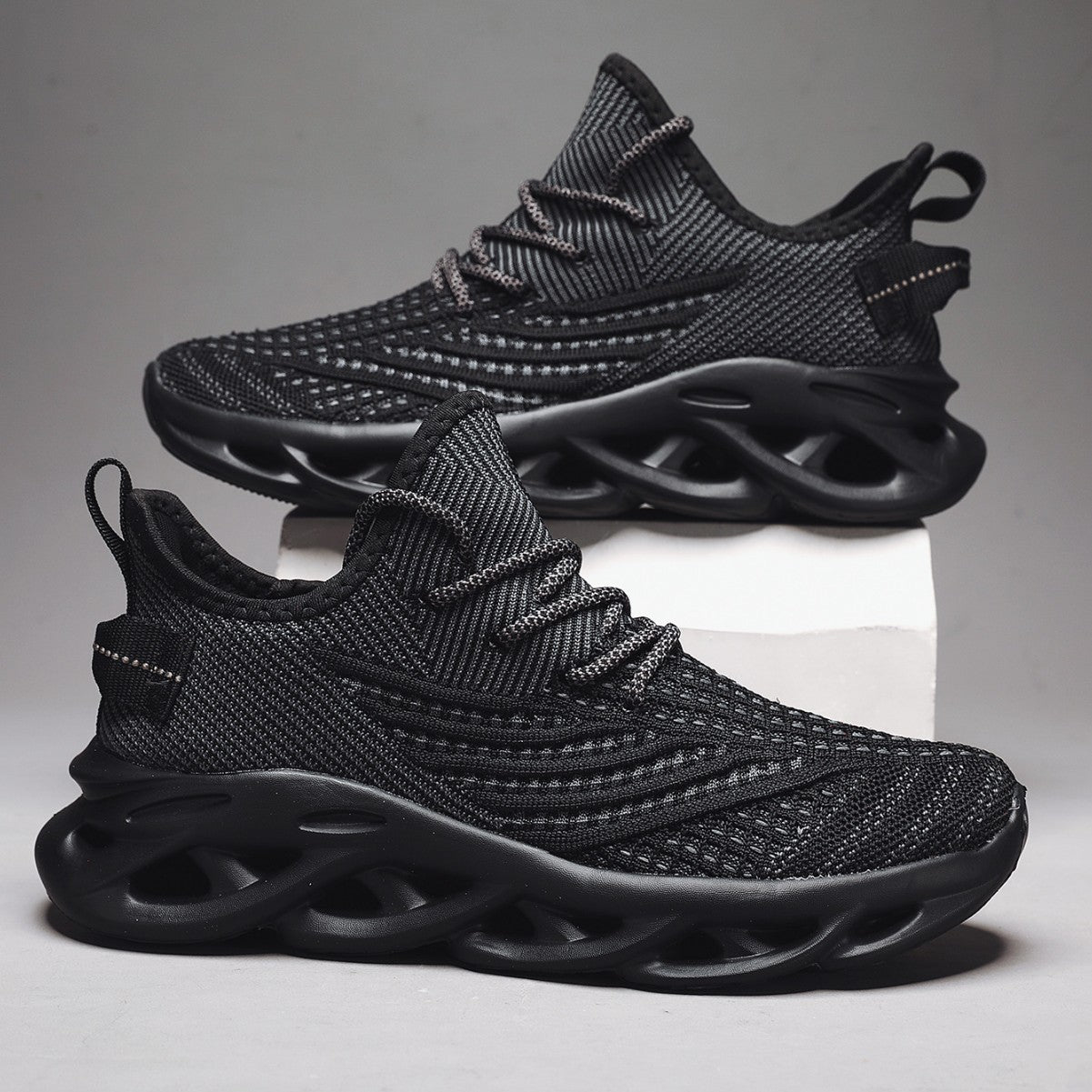Sneaker Men's Fly-kit Mesh Twist Bottom Lightweight