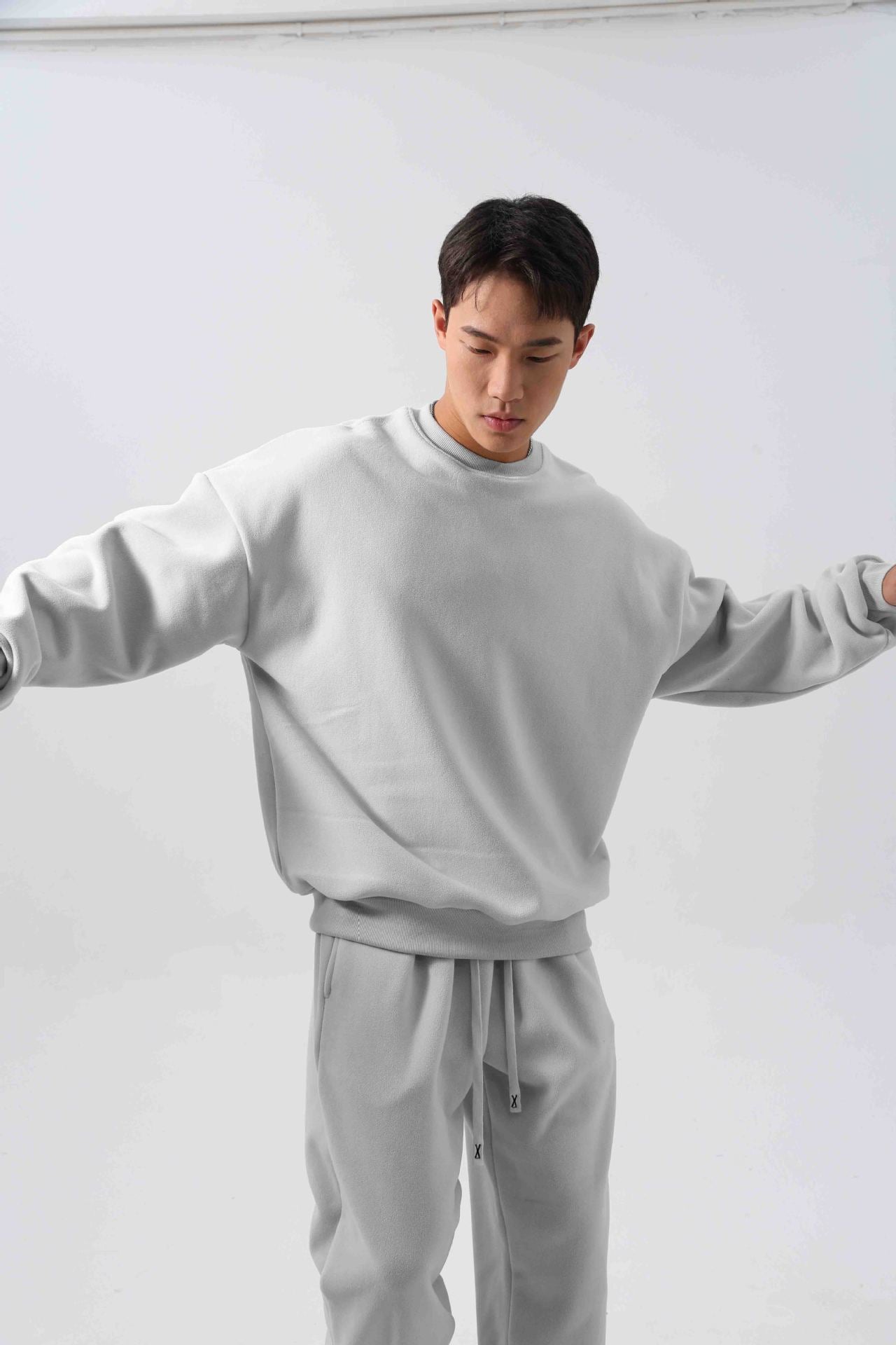 Sports Suit Men's Loose Long Sleeve Crew Neck Coat Padded Fleece Trousers Double-sided Shake
